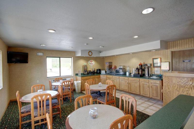 Super 8 By Wyndham Zanesville Exterior foto
